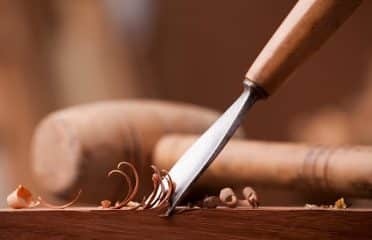 Hand Carvers Den