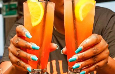 Onyx Lounge