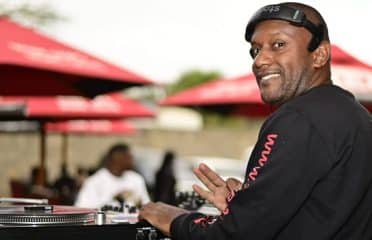 Clarett – Thika Road