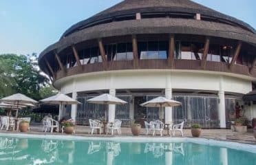 Silverstone Park Bar & Guest House