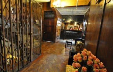 Oakwood Hotel
