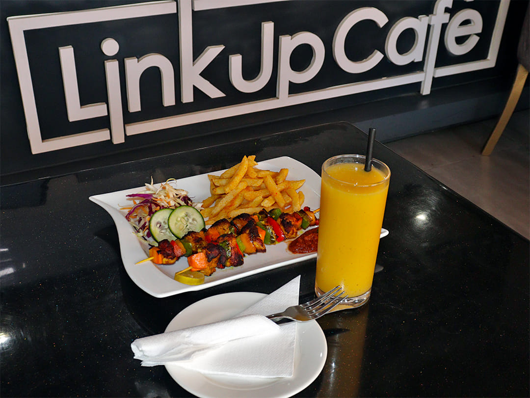 LinkUp Cafe